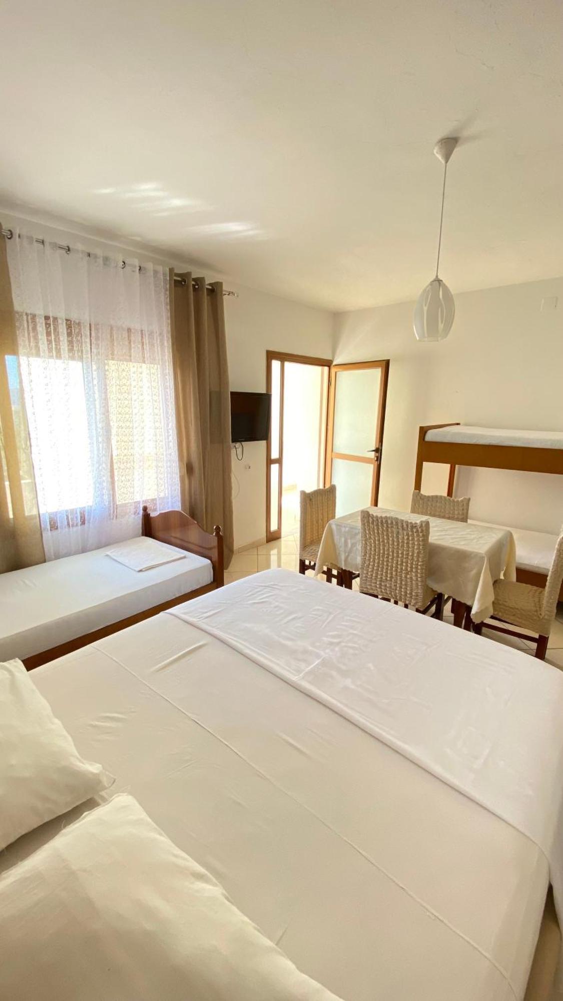 Apartment Apartament Radhime *