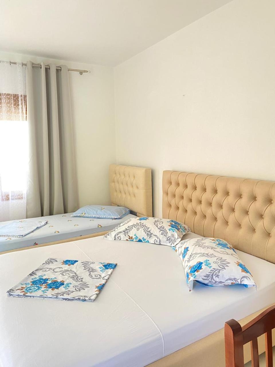 Apartment Apartament Radhime